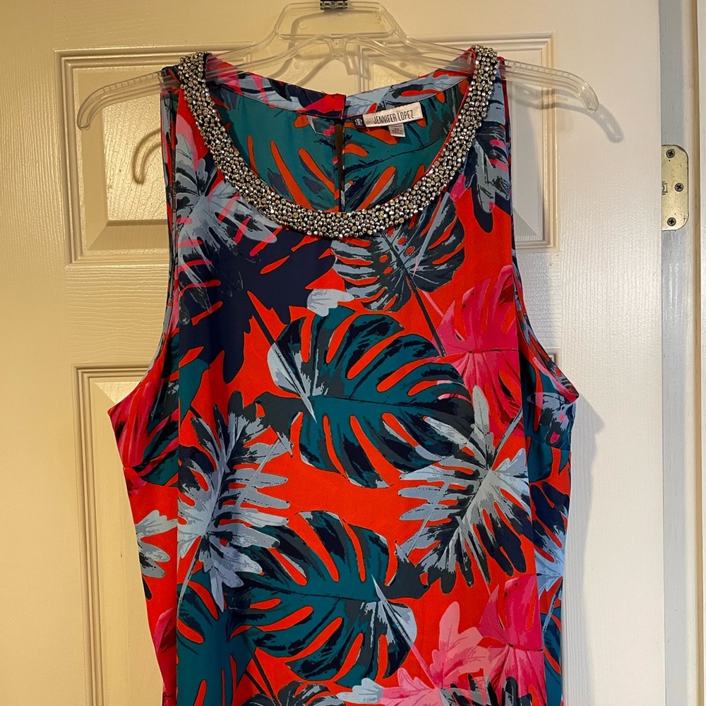 Jennifer Lopez Vibrant Leaf Print Tank Top